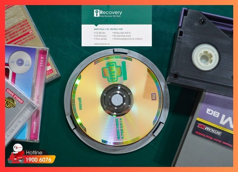 Phục hồi dữ liệu từ thiết bị đặc thù như điện thoại, CD/DVD