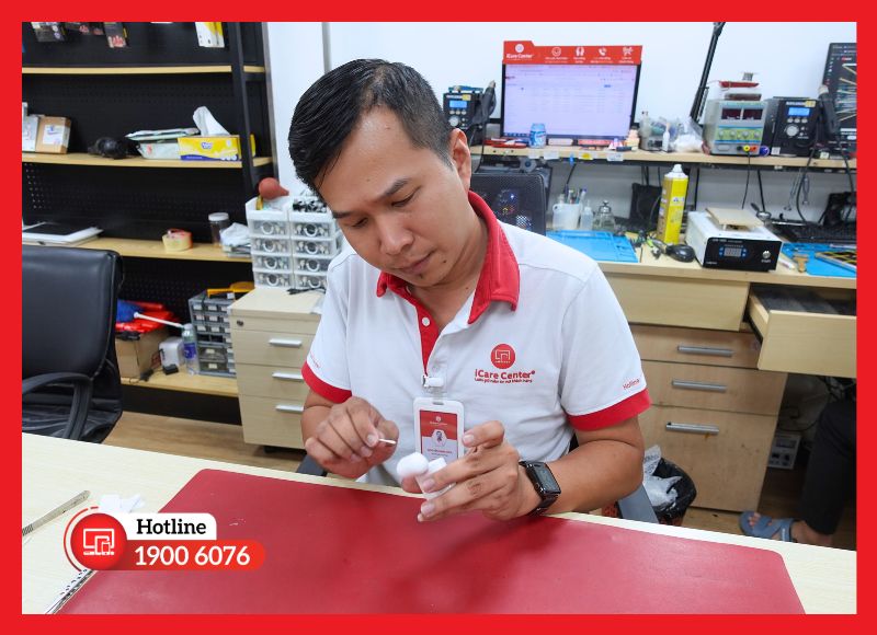 iCare Center - Trung tâm chuyên sửa lỗi Airpods uy tín tại TPHCM