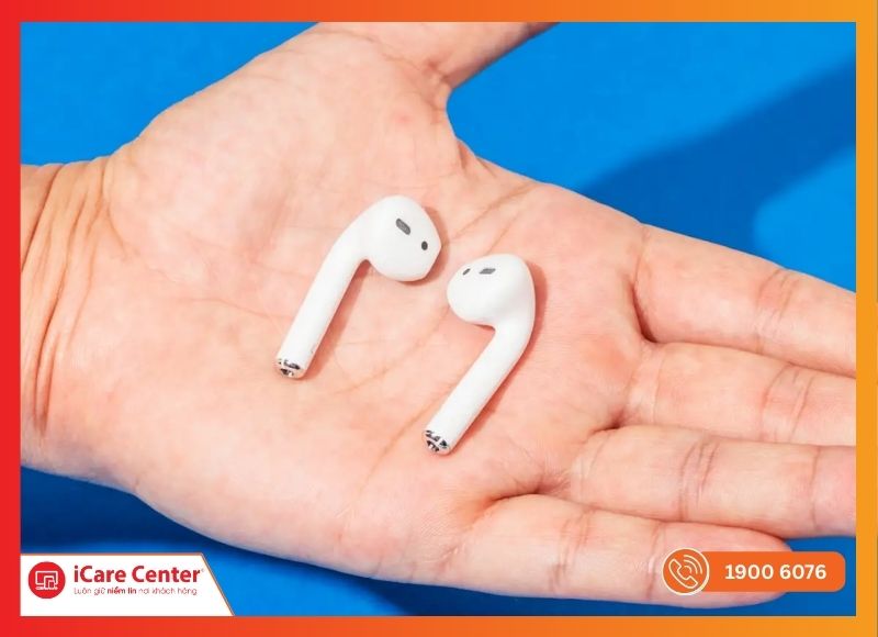 Chân sạc tai nghe bị rỗ bề mặt nhựa do thời gian dài sử dụng
