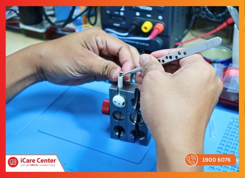 iCare Center - Không gian kỹ thuật hiện đại, nơi khách hàng an tâm gửi gắm thiết bị