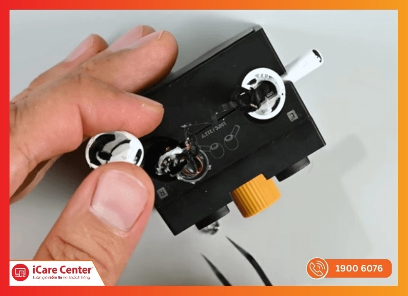 Thay pin cho tai nghe AirPods Pro 3