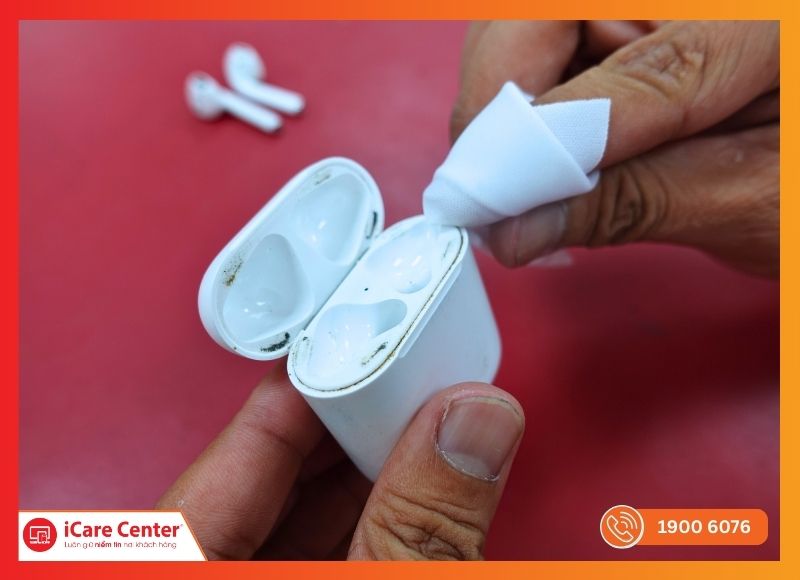 Thay vỏ hộp sạc AirPods 2 hoàn thiện khít chuẩn