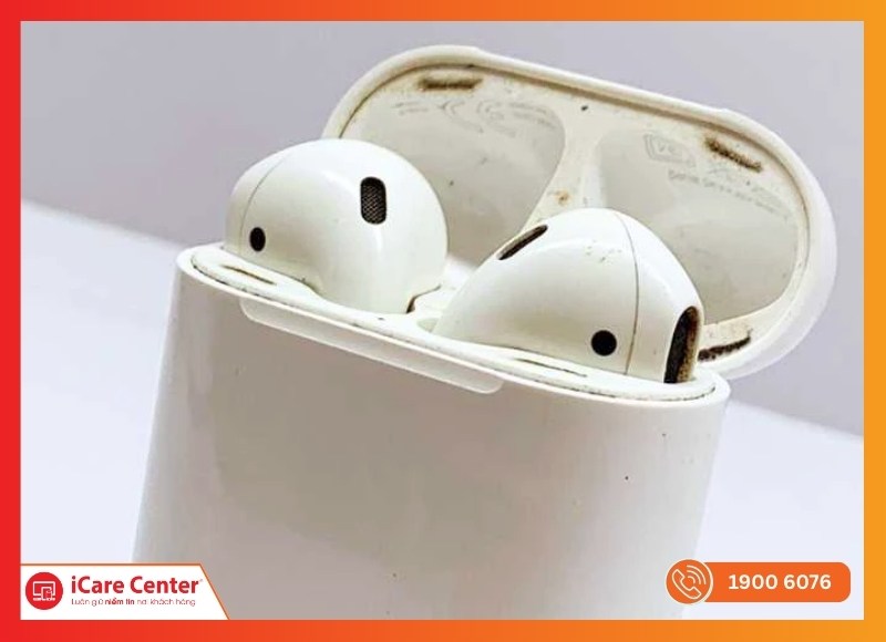 Nên vệ sinh AirPods khi thiết bị nhiều bụi, giảm âm lượng nghe