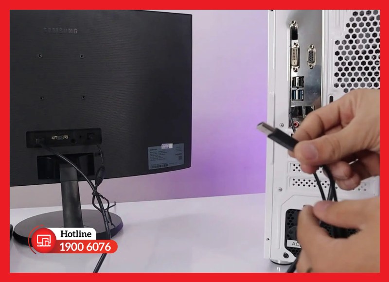 Thử kết nối với TV hoặc màn hình khác