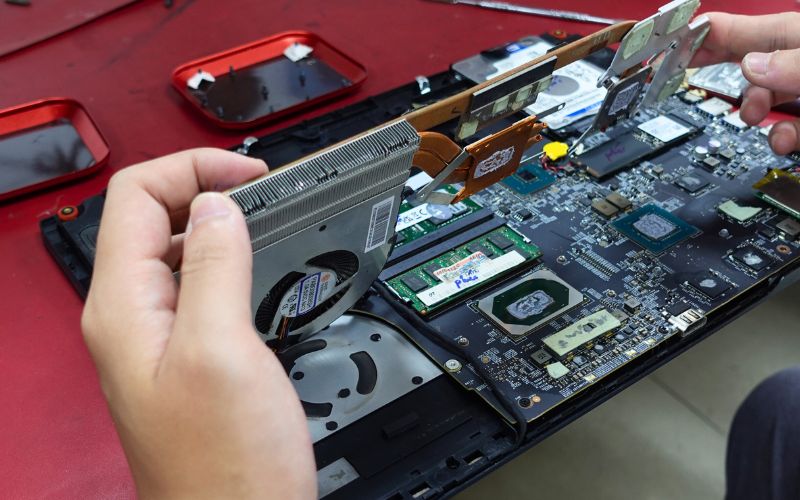 Dịch vụ vệ sinh/bảo dưỡng máy tính tại iCare Center