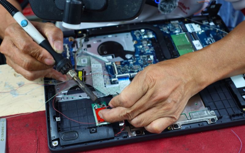 Dịch vụ sửa mainboard tại iCare Center