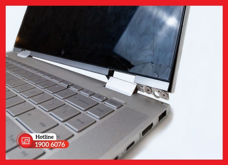 Laptop bị gãy bản lề gây hỏng màn hình và linh kiện