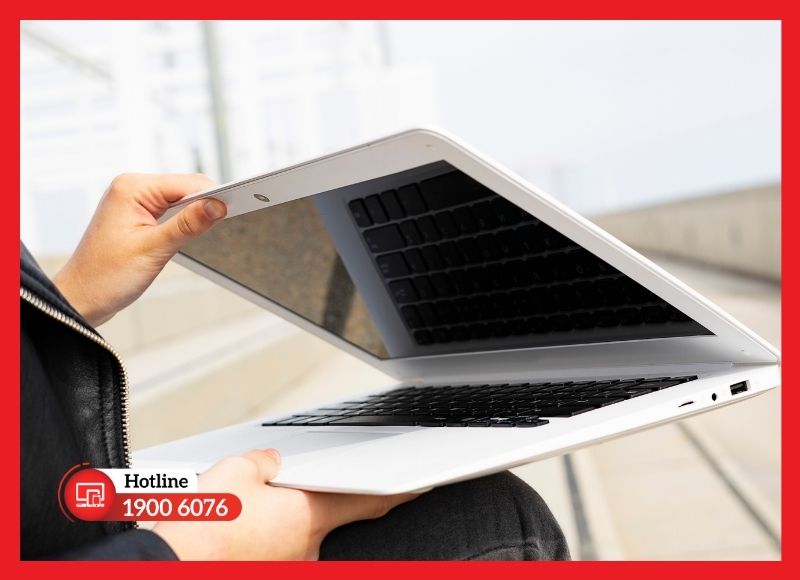 Mẹo sử dụng và bảo dưỡng để tránh laptop bị gãy bản lề
