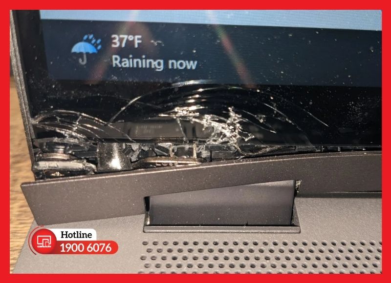 Khắc phục bản lề laptop Lenovo ThinkBook bị hư hỏng