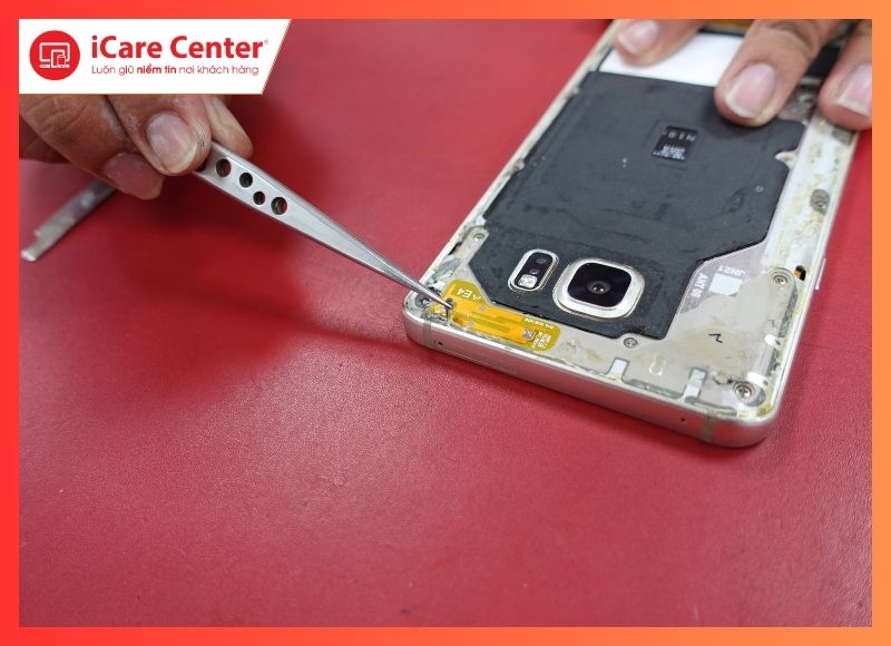 dịch vụ vệ sinh điện thoại samsung-iCareCenter #1