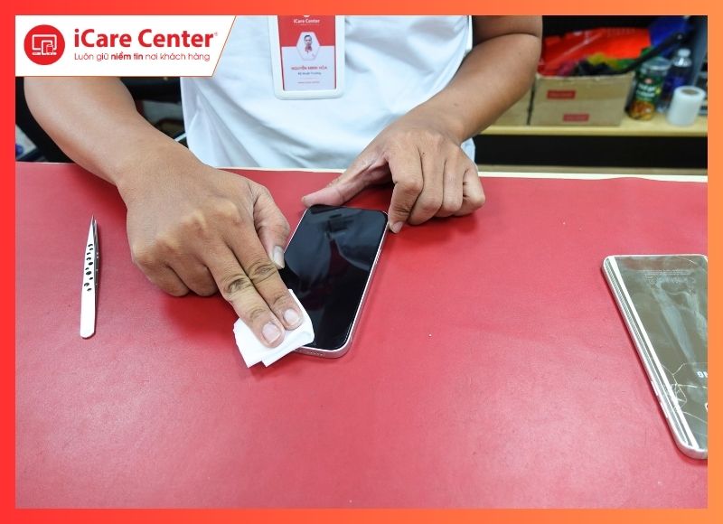 dịch vụ vệ sinh điện thoại iphone-iCareCenter #1