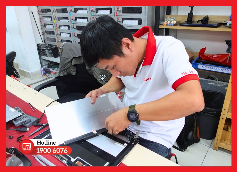 Dù là bất kì dòng Acer nào, iCare Center đều có đầy đủ linh kiện và thay màn hình mới một cách chuyên nghiệp