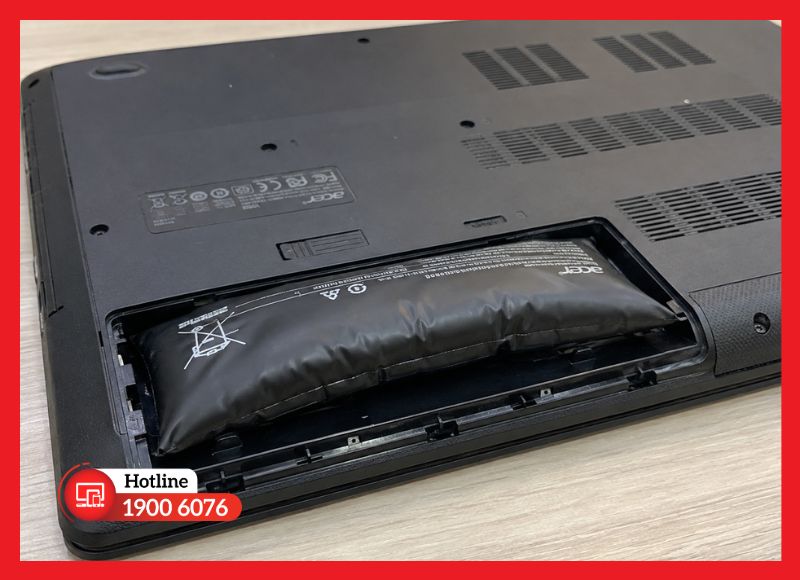 Pin laptop bị phồng rộp