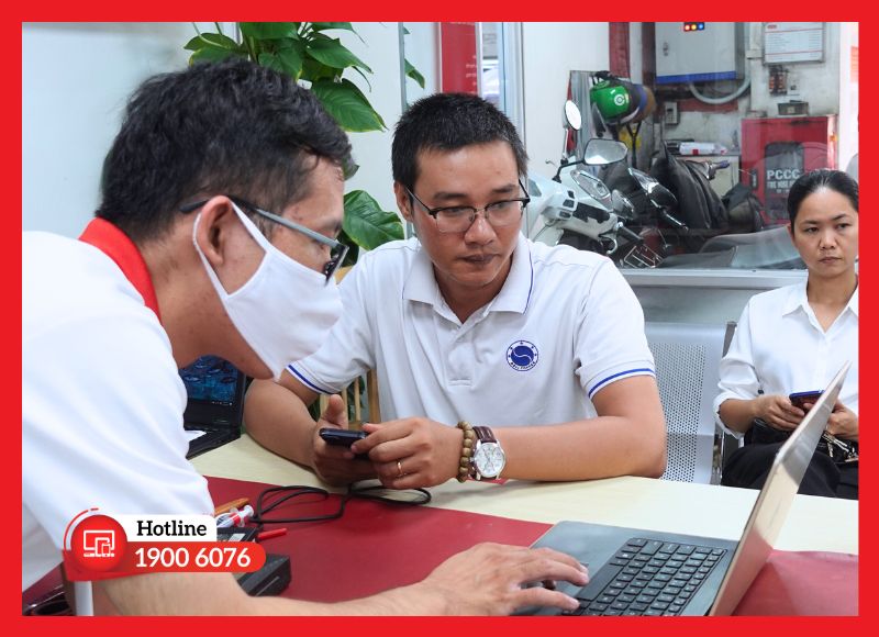 Kiểm tra pin sau khi thay để đảm bảo chất lượng dịch vụ