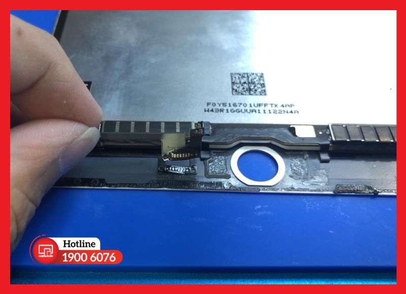 iPad Mini 5 bị liệt nút Home khiến người dùng không thể điều hướng hoặc trở về màn hình chính.