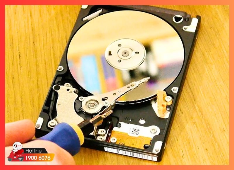 Lỗi ổ cứng bắt Format - Dấu hiệu cần hỗ trợ khôi phục dữ liệu tại Long An ngay lập tức