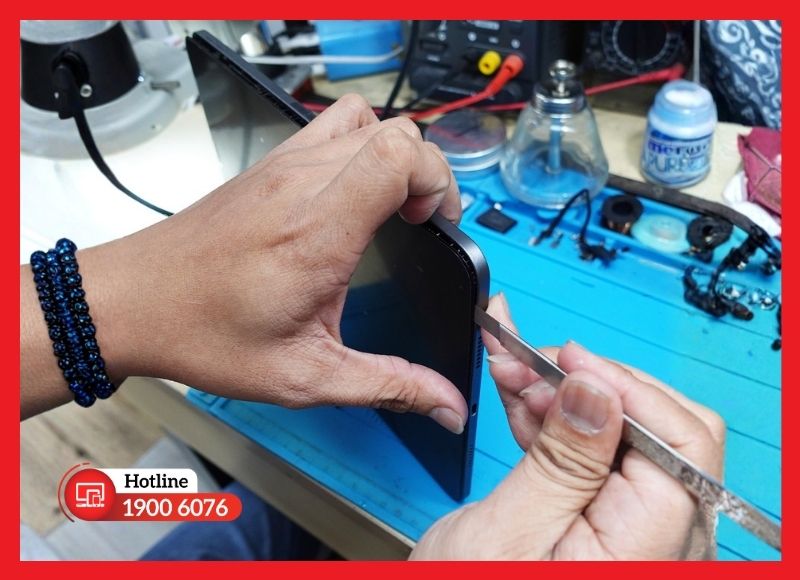 Quy trình thay camera sau cho iPad Air 4 chuẩn chỉnh tại iCare Center