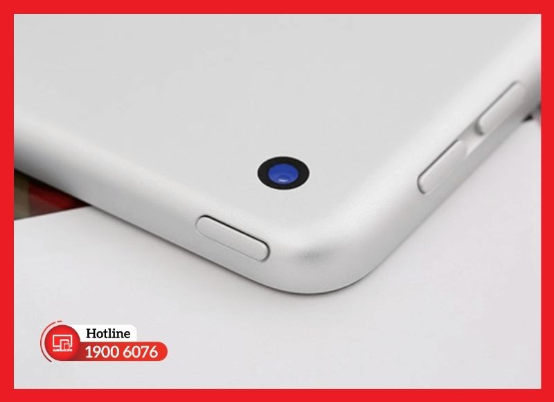 Thiết kế module camera sau iPad Gen 8 độ phân giải 8MP khẩu độ f/2.4.