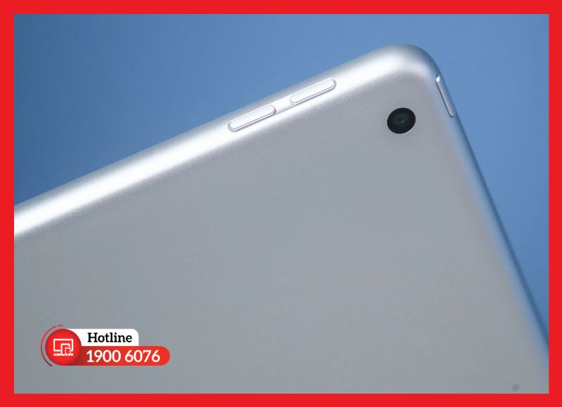 Cáp nguồn iPad Gen 9 trên thân máy