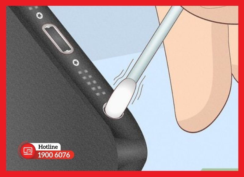 Vệ sinh lỗ jack định kỳ và dùng nắp che giúp cáp tai nghe mới bền lâu hơn