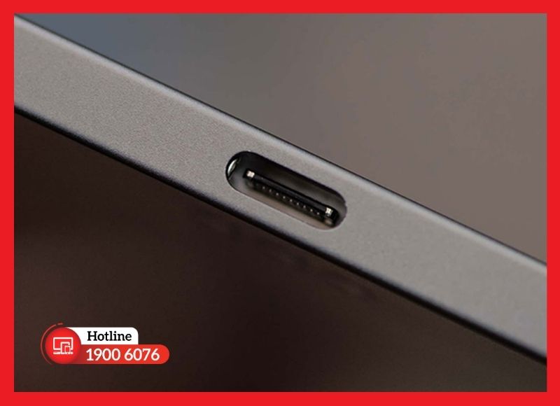 Tình trạng cổng USB-C của iPad Mini 6 bị oxy hóa và biến dạng cần được thay thế để đảm bảo an toàn.