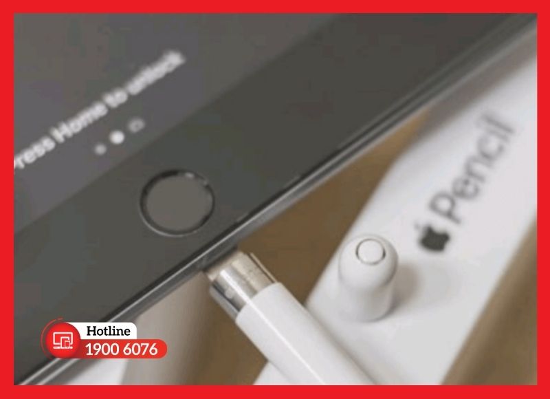 Chân sạc Lightning iPad Pro 10.5, đảm nhận cả sạc pin và kết nối Apple Pencil thế hệ 1