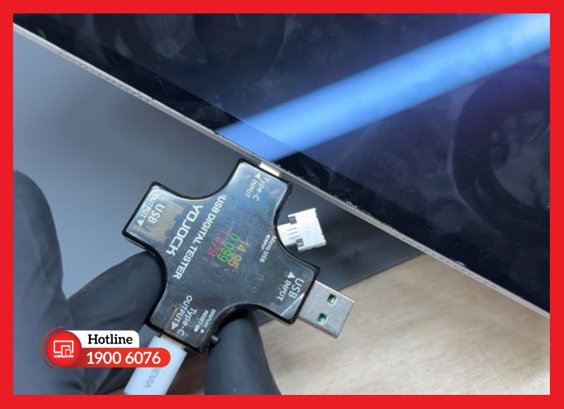 Các nguyên nhân nhận biết cổng Thunderbolt bị hỏng cần thay chân sạc iPad Pro 12.9 inch 2021 M1