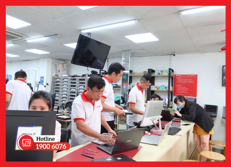 Hệ thống chi nhánh iCare Center tại TPHCM, nhận thay chân sạc iPad Pro 12.9 M2 lấy liền