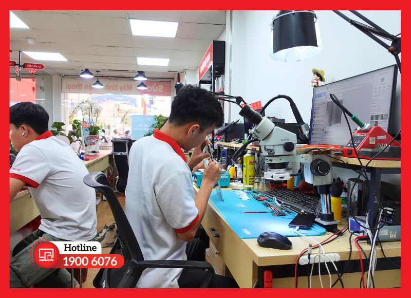 Dịch vụ thay chân sạc iPad Pro M2 12.9 tại iCare Center, test 3 chức năng Thunderbolt và hover trước bàn giao