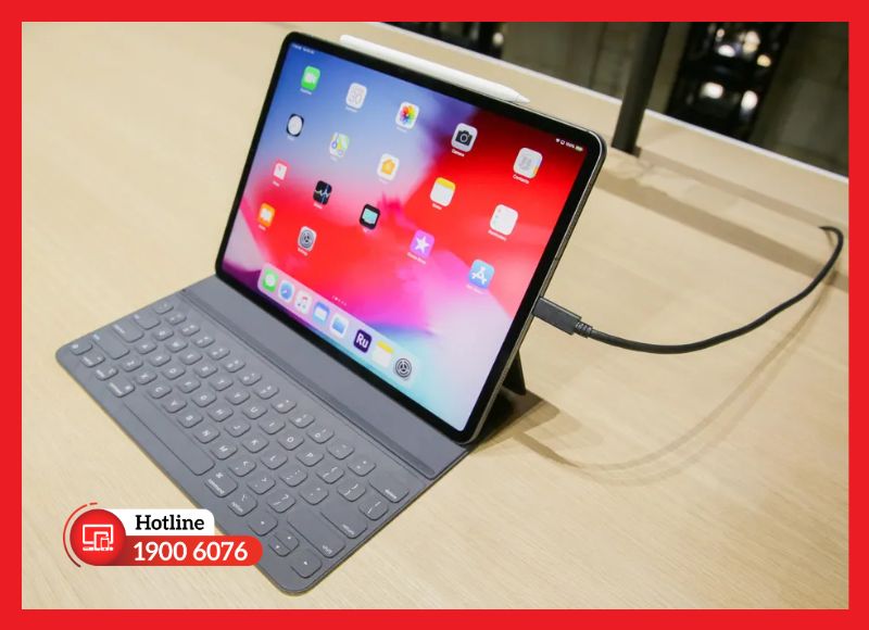 Một số lưu ý giúp cổng Thunderbolt iPad Pro M2 bền hơn sau khi thay
