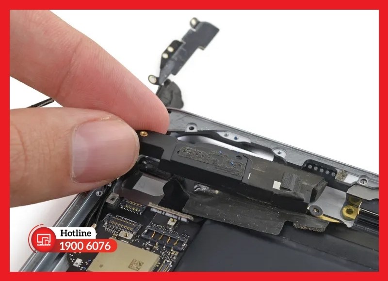 Quy trình thay loa iPad Mini 4 chuẩn chỉnh tại iCare Center