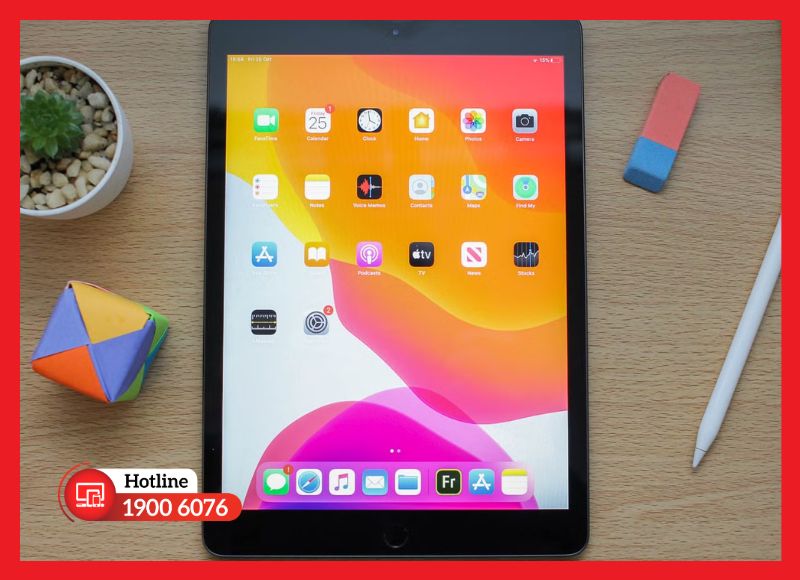 Màn hình iPad Pro 10.5 với công nghệ ProMotion 120Hz và True Tone, hỗ trợ Apple Pencil thế hệ 1