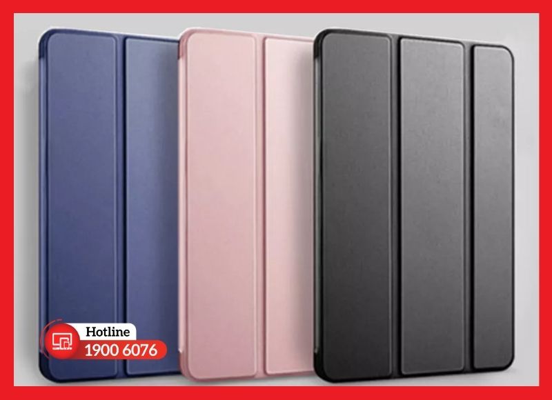 iPad Gen 7 được trang bị ốp lưng và dán cường lực bảo vệ sau khi sửa chữa.