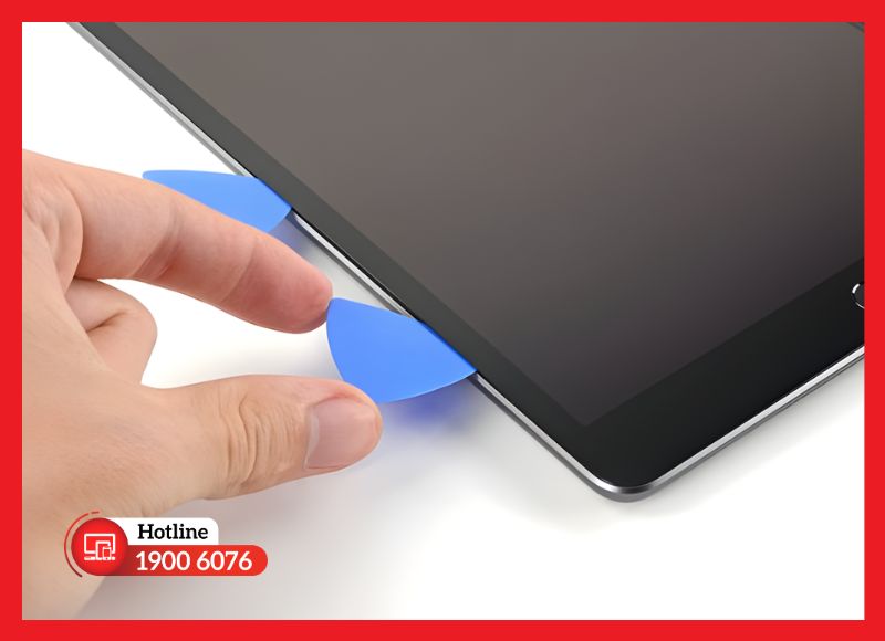 Ép kính iPad Gen 8 giúp tiết kiệm chi phí khi LCD vẫn hiển thị bình thường