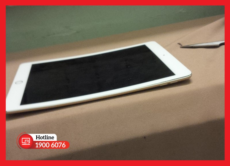 Nguyên nhân khiến vỏ iPad Air 2 bị trầy xước, móp méo