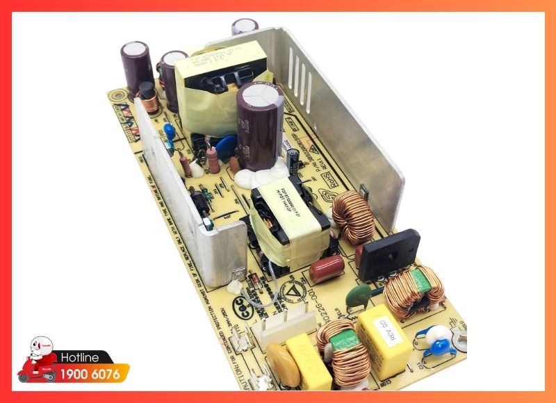 Bộ nguồn máy in mới được thay thế để khắc phục lỗi nguồn nghiêm trọng