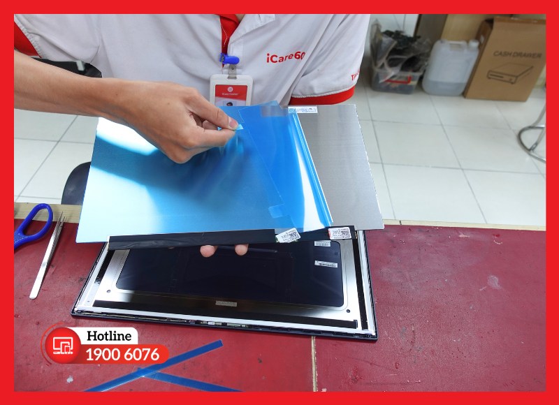 Quy trình thay màn hình laptop Acer Aspire 5 A514-55 tại iCare Center