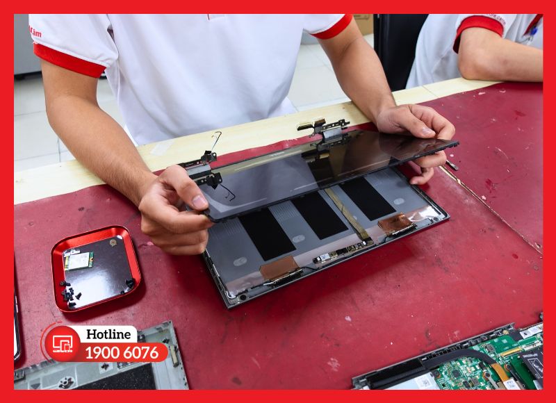 Quy trình thay màn hình chuyên nghiệp, minh bạch và lấy liền tại iCare Center
