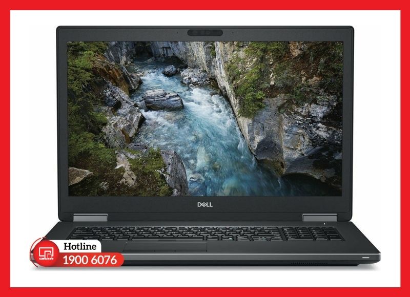 Kỹ thuật viên đo đạc cẩn thận thông số tấm nền 17.3 inch trước khi tiến hành tháo lắp