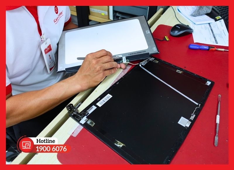 Quy trình thay màn hình laptop chuyên nghiệp, minh bạch tại iCare Center