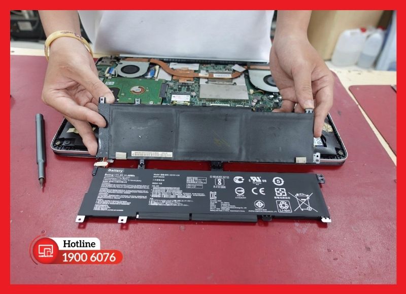Thao tác thay pin công khai, hoàn thành nhanh chóng chỉ trong 30 - 60 phút