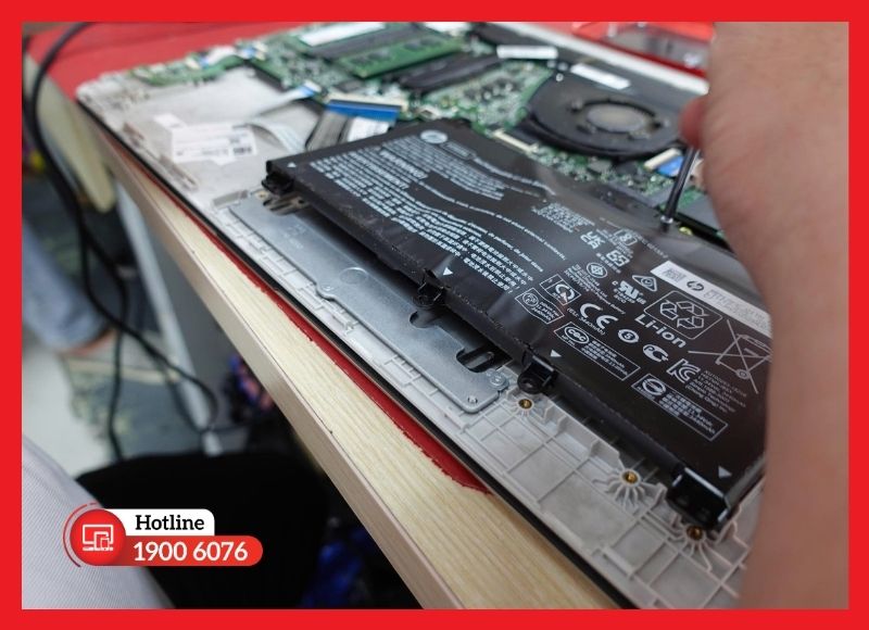 Quy trình thay pin laptop ASUS K42 tại iCare Center