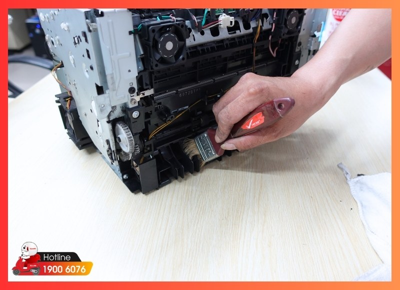 Cách vệ sinh dây cao áp máy in