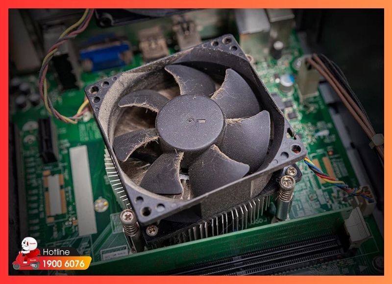 Dấu hiệu máy tính cần vệ sinh khi quạt kêu to và máy nóng
