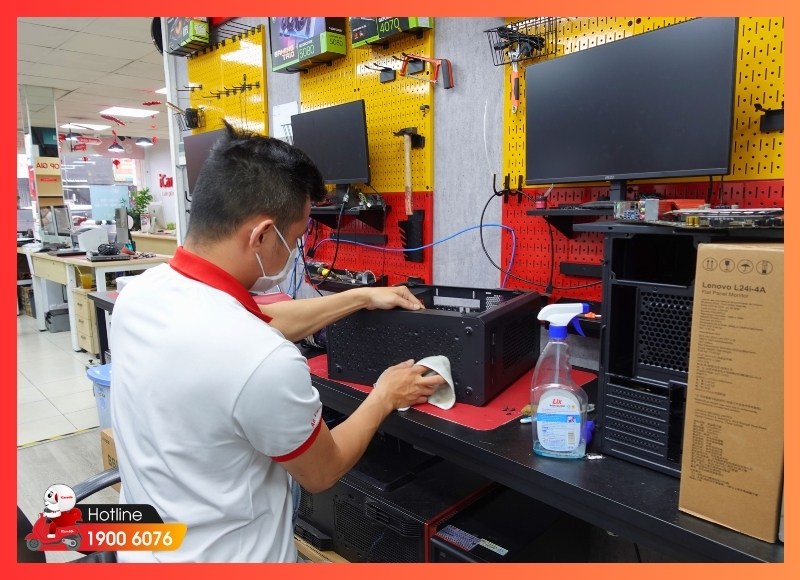 Làm sạch sâu linh kiện PC, laptop