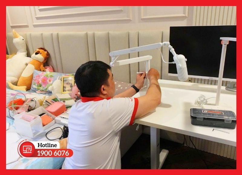 Tách micro khỏi loa và nguồn gây nhiễu