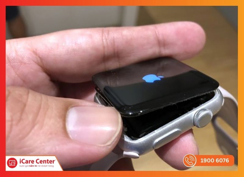 Apple Watch pin bị chai phồng, sạc không vào