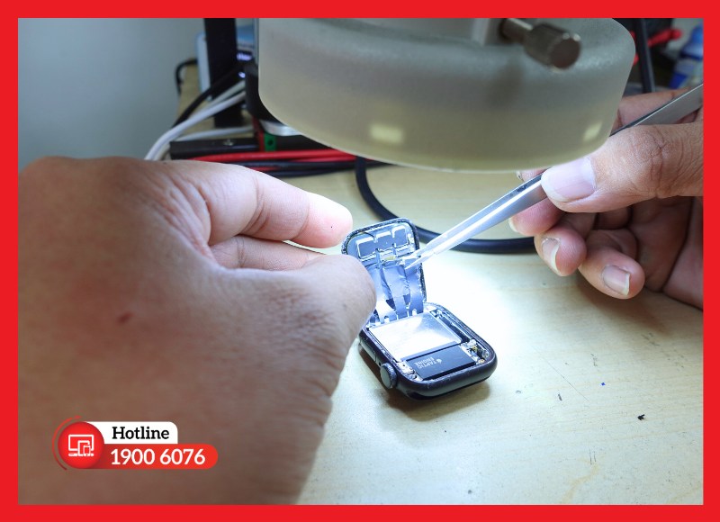 Quy trình sửa sạc Apple Watch chuyên nghiệp, an toàn