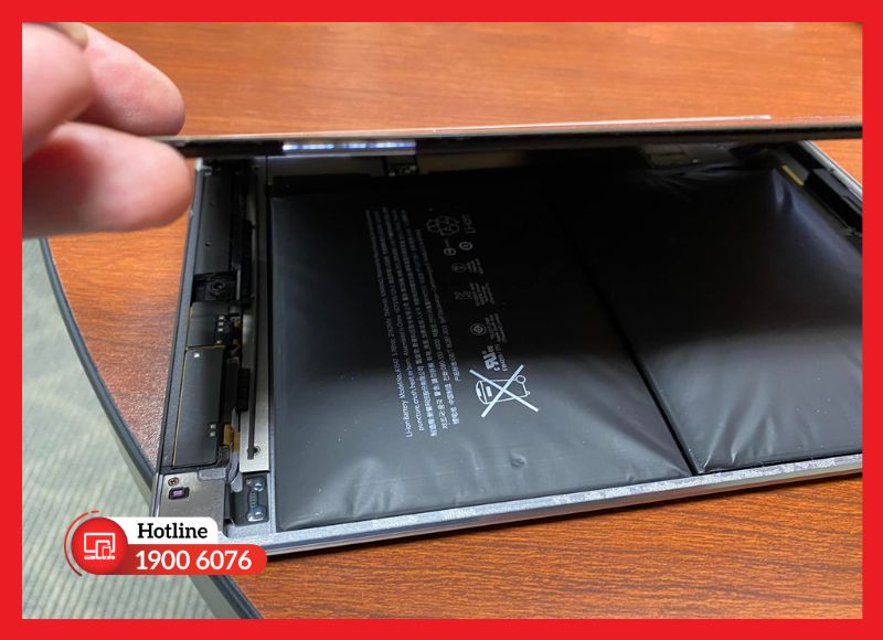 Pin iPad bị phồng tiềm ẩn nguy cơ hư hỏng thiết bị