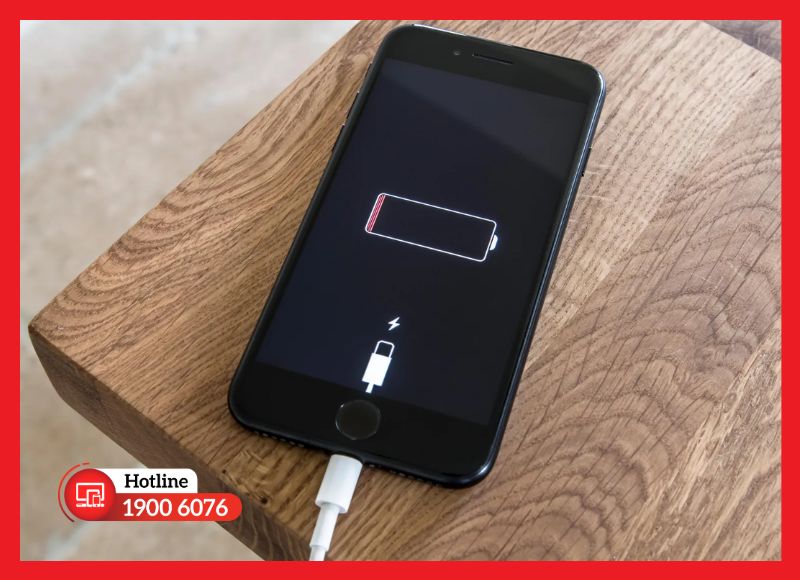 Pin tụt nhanh, sập nguồn là dấu hiệu pin đã xuống cấp